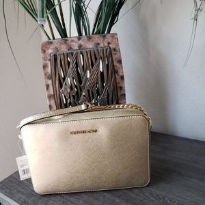 Michael Kors Swing Bag!